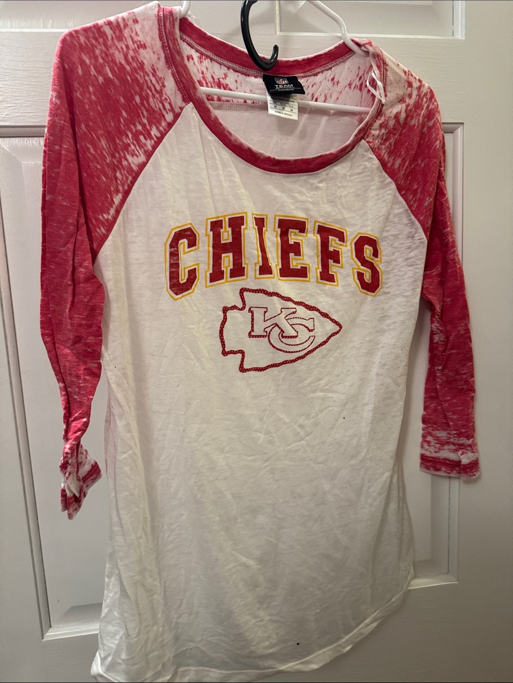 Women’s Raglan Tee - Red & White